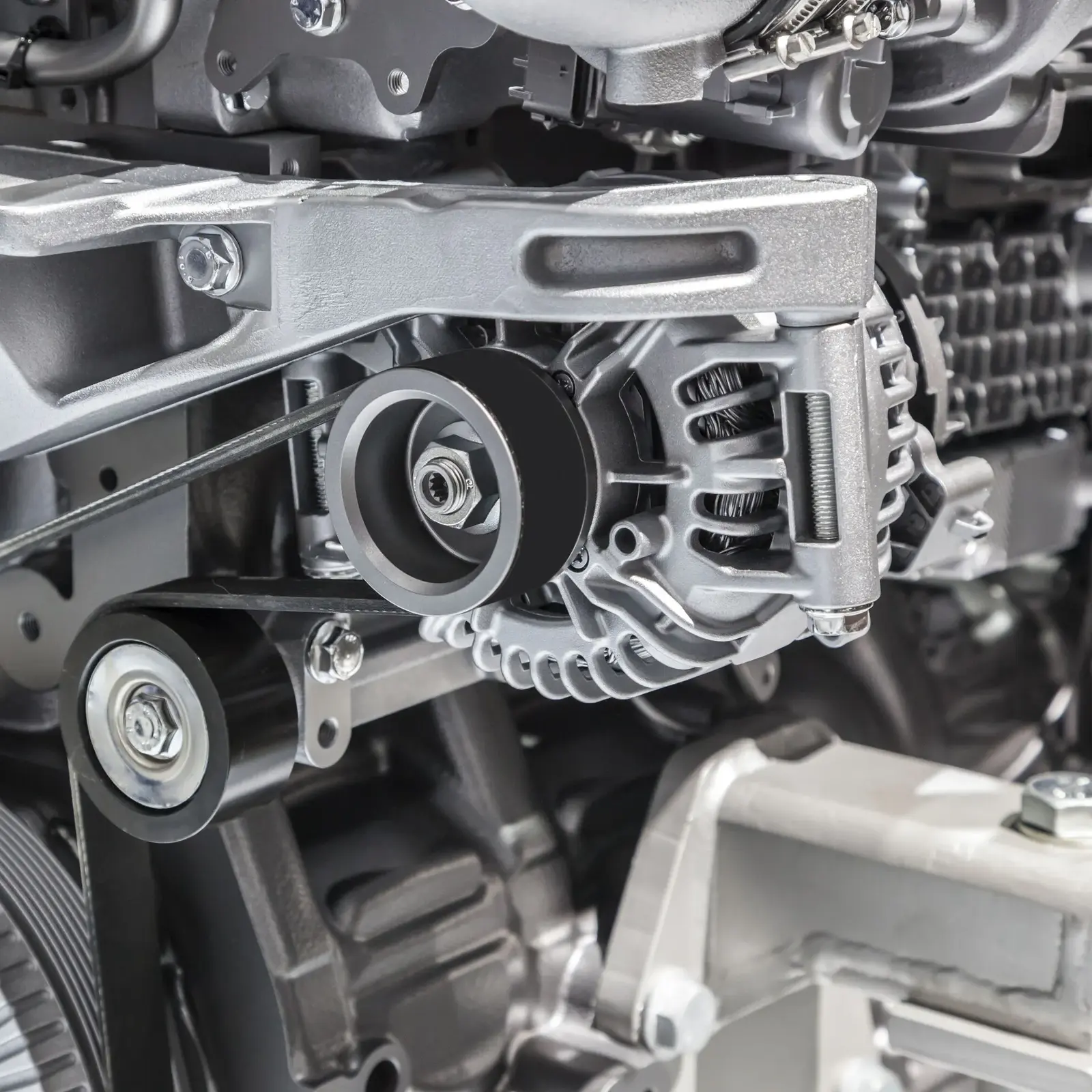 Modern truck engine